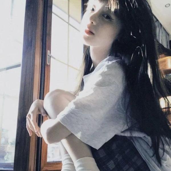 深锁春光一院愁